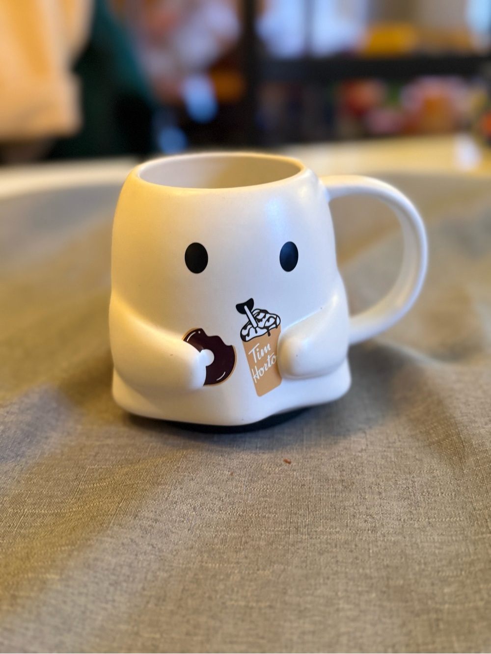 Tim Hortons Halloween Ghost Colour Changing Ceramic Coffee Mug Bat Cup